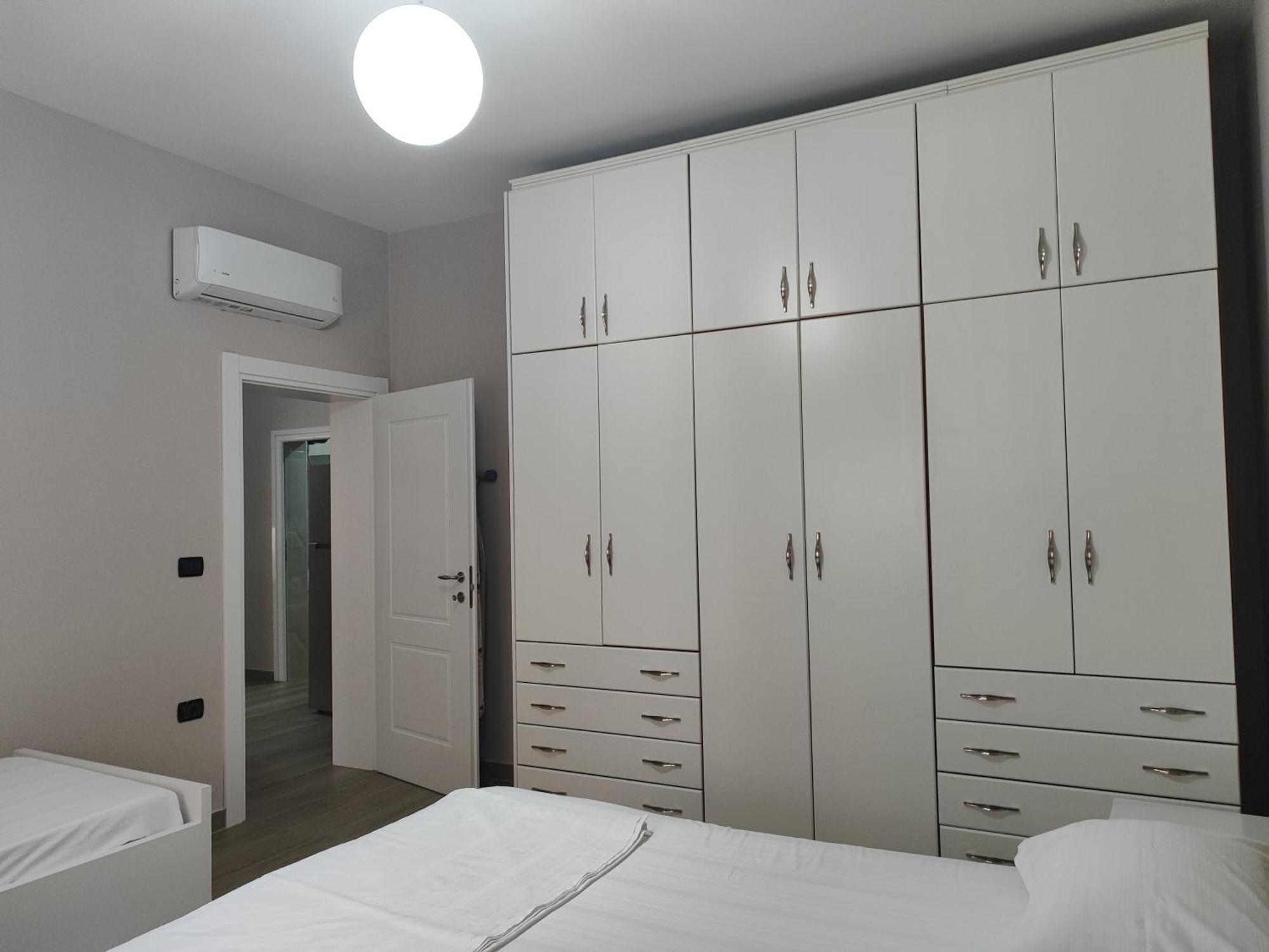 Large Apartment Vlorë Екстериор снимка